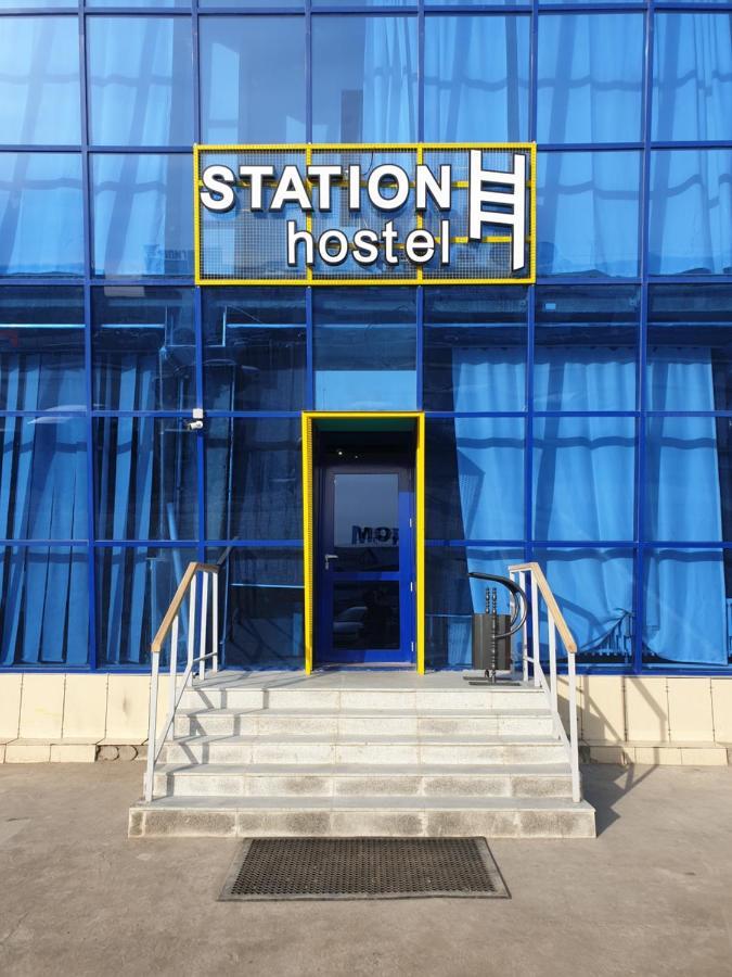 Station Hostel Atyraū エクステリア 写真